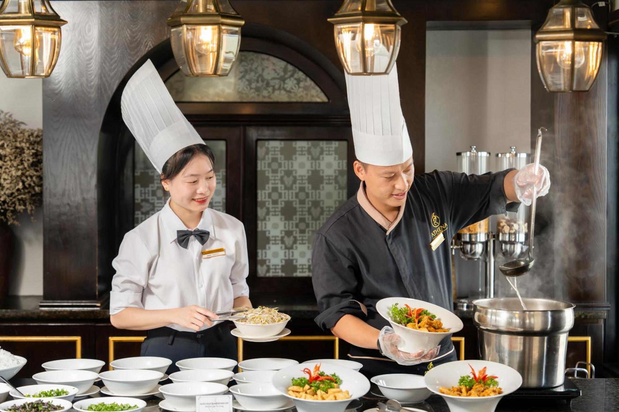  Halong Athena Cruise Hạ Long