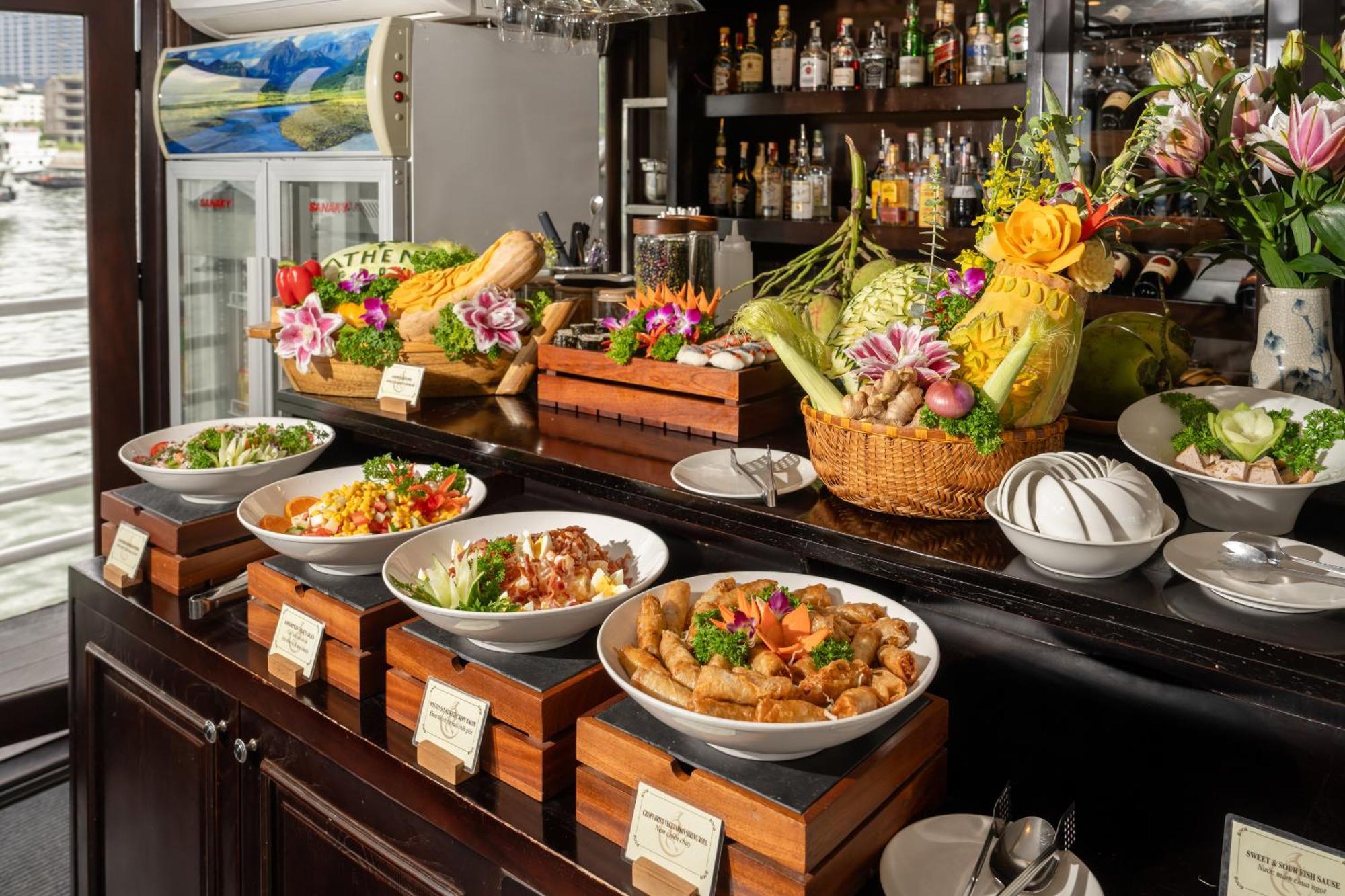 Halong Athena Cruise Hạ Long